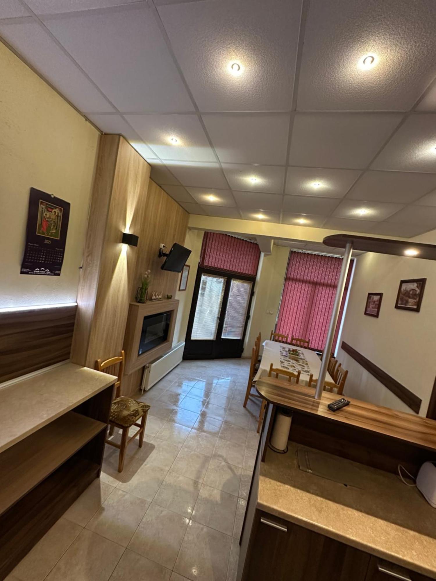 فندق Advel Guest Hous Madzhare المظهر الخارجي الصورة